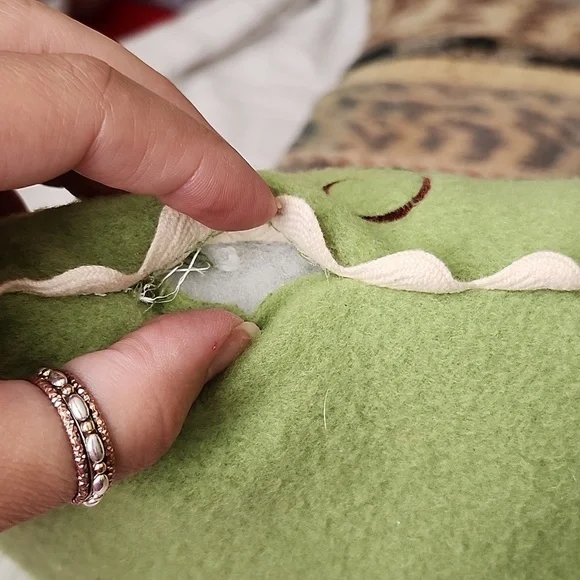 Handmade folk art birds on branch felt embroidered on decorative pillows earthy - Picture 9 of 9
